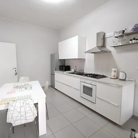 Alis Living - Quadrilocale Ampio A *